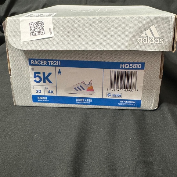 Adidas Racer TR21 Toddler size 5 - Picture 3 of 7